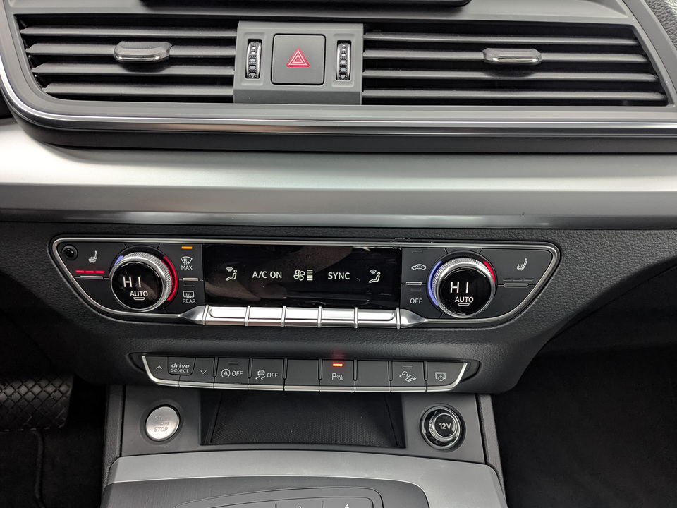 Audi Q5 с пробегом в автосалоне Форис Авто