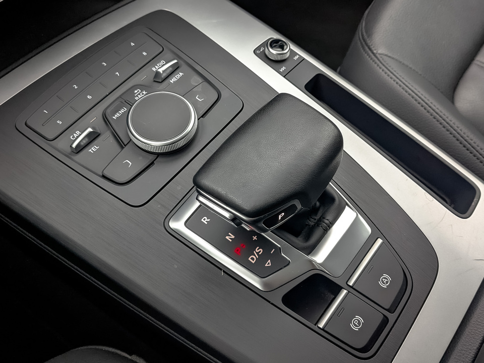 Audi Q5 с пробегом в автосалоне Форис Авто