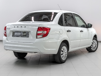 фото Lada Granta II 2025