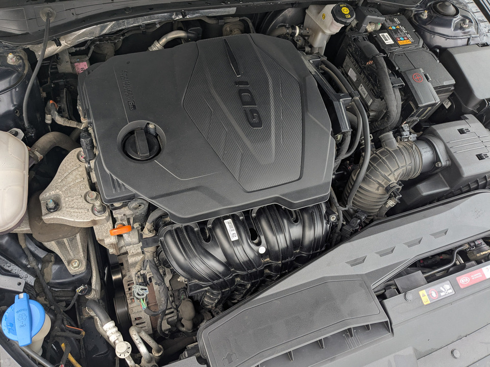 Kia K5 с пробегом в автосалоне Форис Авто