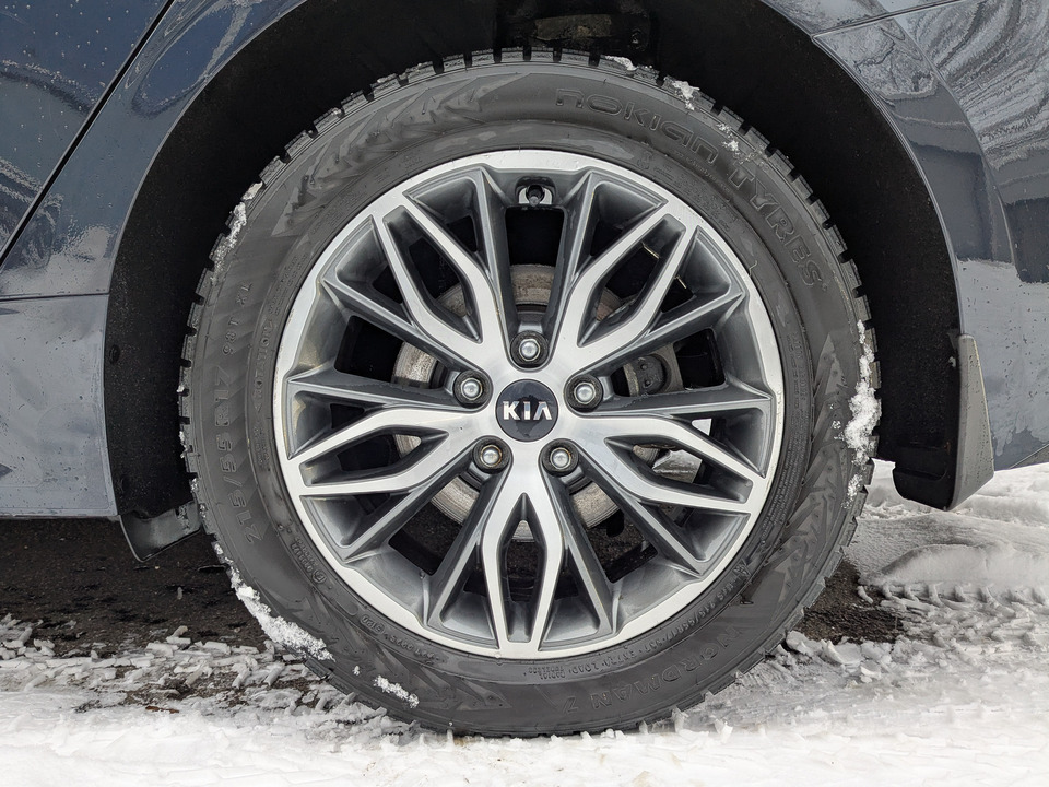 Kia K5 с пробегом в автосалоне Форис Авто