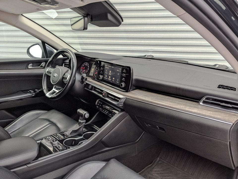 Kia K5 с пробегом в автосалоне Форис Авто