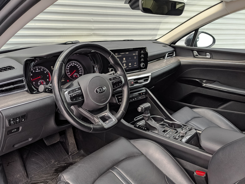 Kia K5 с пробегом в автосалоне Форис Авто