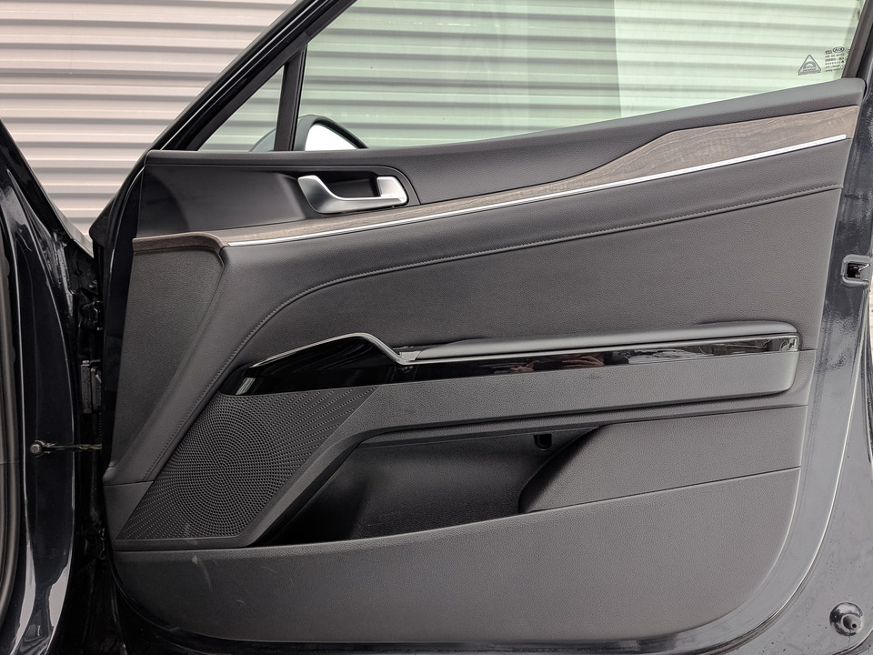 Kia K5 с пробегом в автосалоне Форис Авто