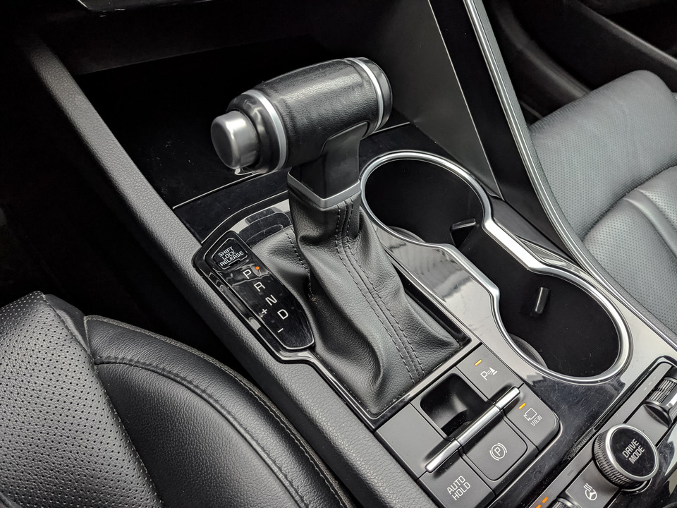 Kia K5 с пробегом в автосалоне Форис Авто