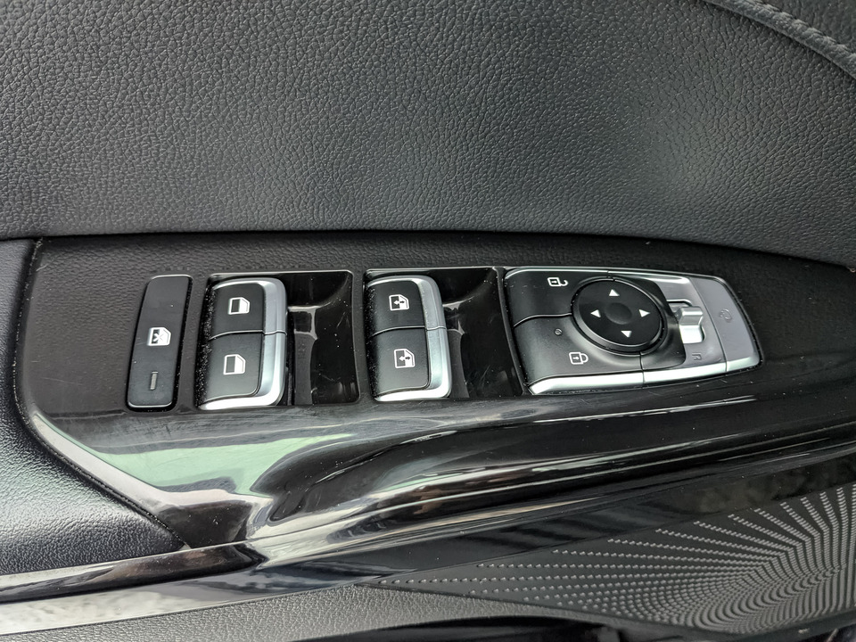 Kia K5 с пробегом в автосалоне Форис Авто