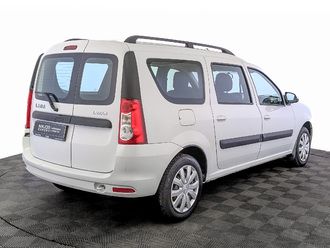 фото Lada Largus 2021