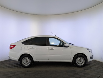 фото Lada Granta II 2024