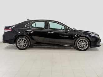 фото Toyota Camry VIII 2019