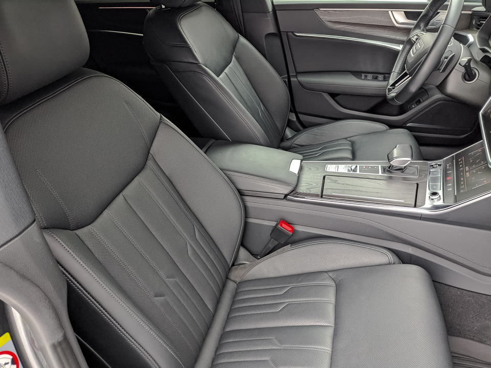 Audi A7 с пробегом в автосалоне Форис Авто