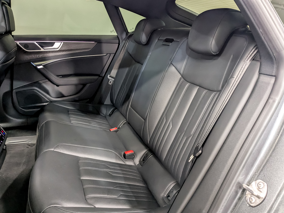 Audi A7 с пробегом в автосалоне Форис Авто