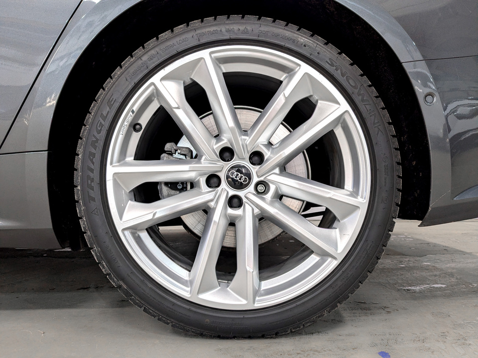 Audi A7 с пробегом в автосалоне Форис Авто