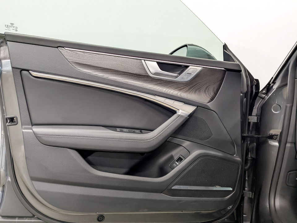 Audi A7 с пробегом в автосалоне Форис Авто