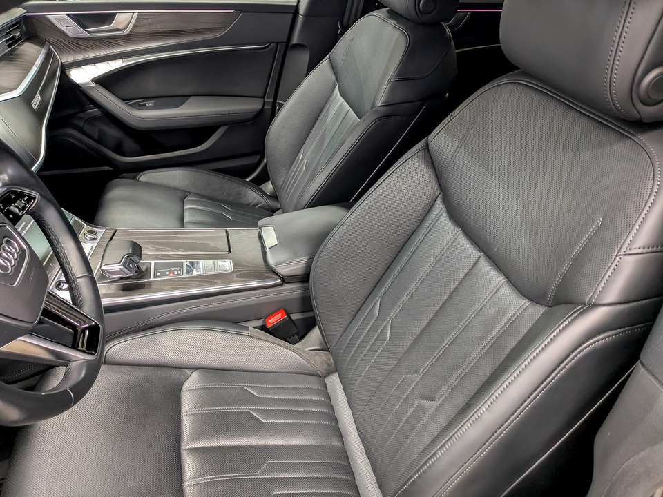 Audi A7 с пробегом в автосалоне Форис Авто