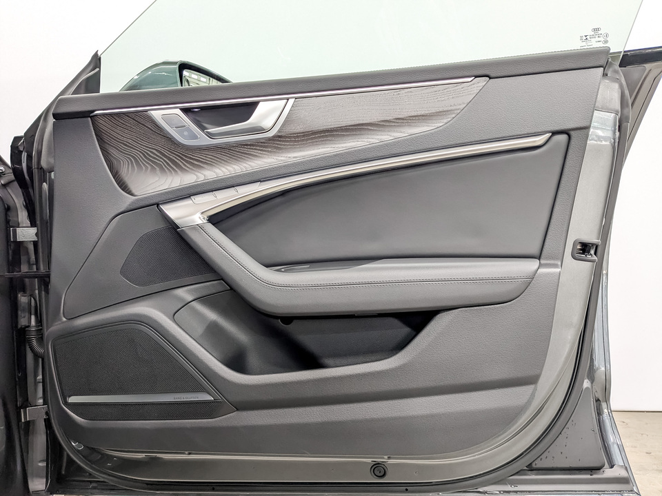 Audi A7 с пробегом в автосалоне Форис Авто