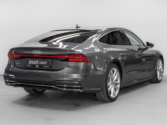 фото Audi A7 (4K) 2021