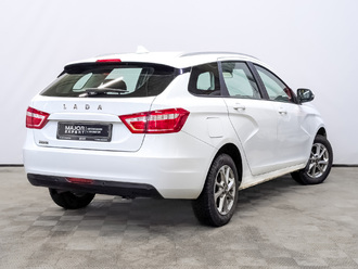 фото Lada Vesta 2021