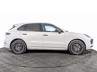 фото Porsche Cayenne III 2021