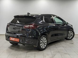 фото Kia Cee`d II 2017