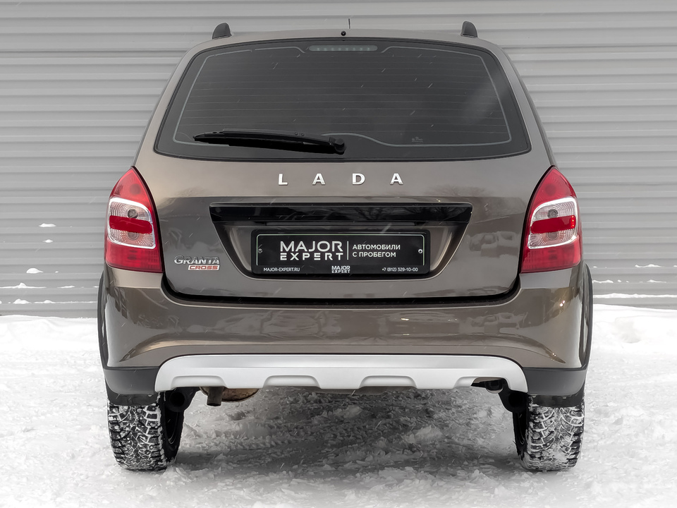 Lada Granta с пробегом в автосалоне Форис Авто