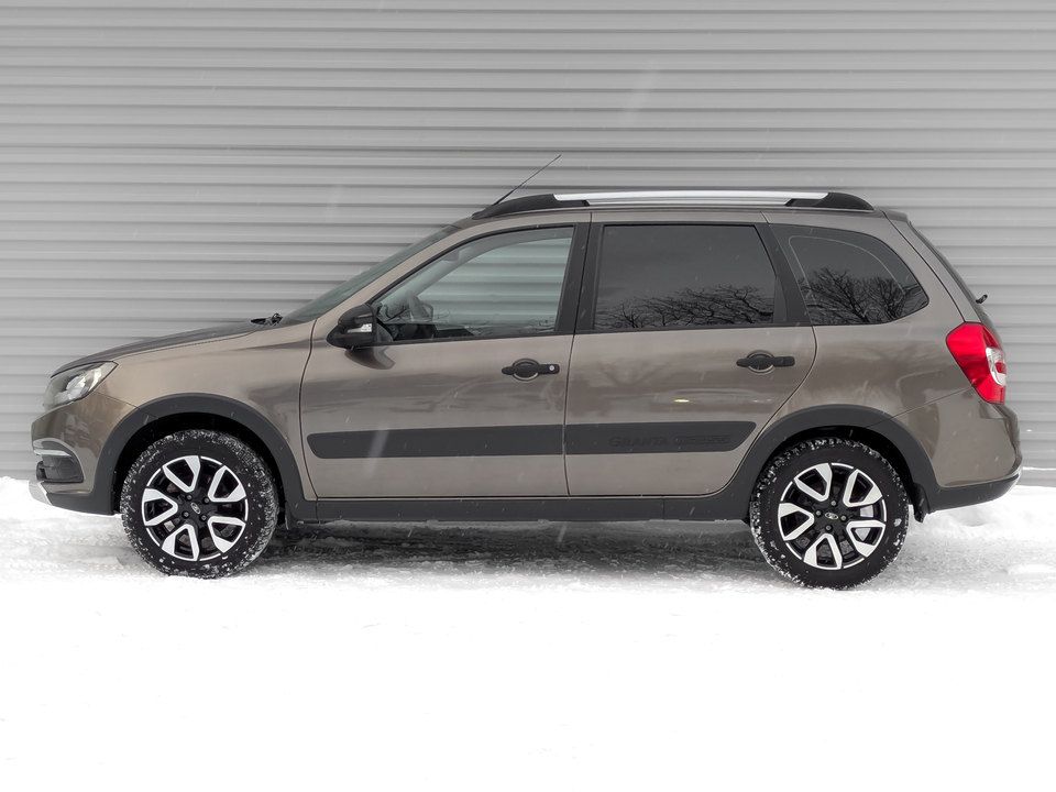 Lada Granta с пробегом в автосалоне Форис Авто