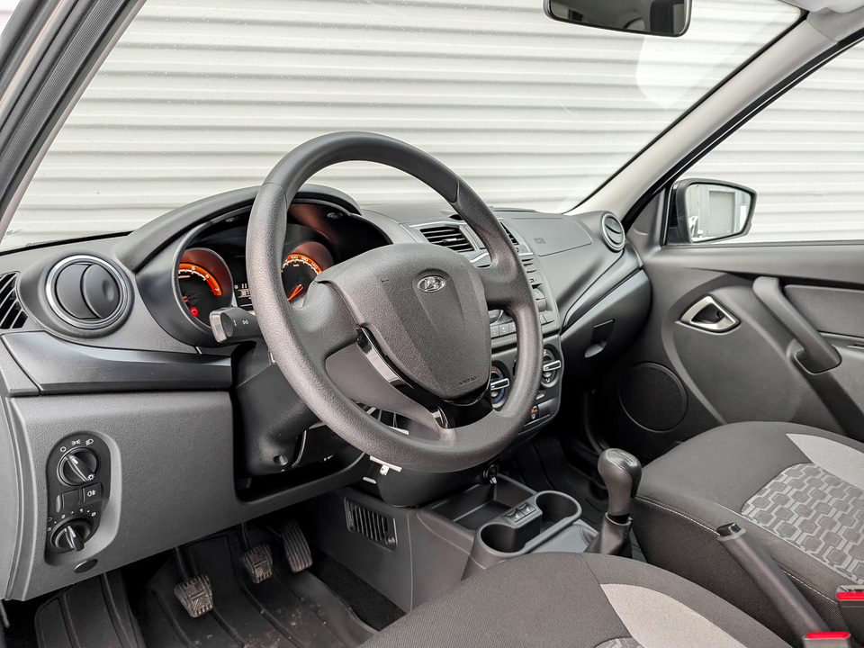 Lada Granta с пробегом в автосалоне Форис Авто