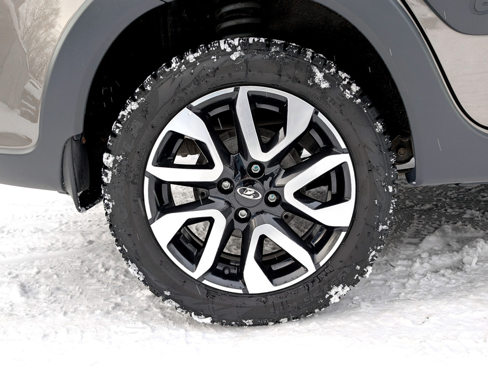 Lada Granta с пробегом в автосалоне Форис Авто