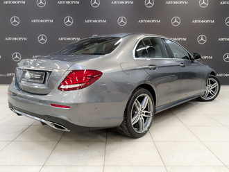 фото Mercedes-Benz E (W/S213) 2019
