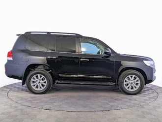 фото Toyota Land Cruiser 200 2021