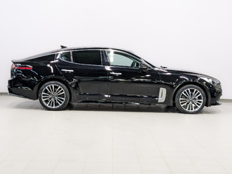 фото Kia Stinger I 2018