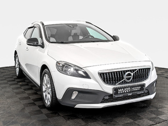 фото Volvo V40 II 2019