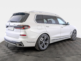 фото BMW X7 (G07) 2023