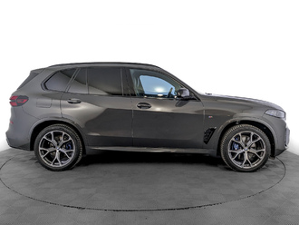 фото BMW X5 (G05/F95) 2024