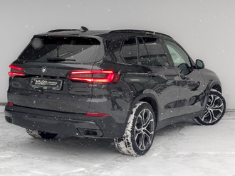 фото BMW X5 (G05/F95) 2021