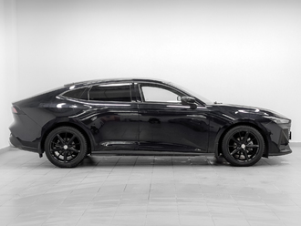 фото Changan UNI-V 2023