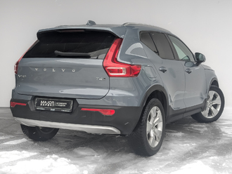 фото Volvo XC40 I 2020