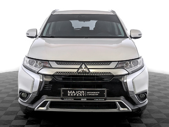 фото Mitsubishi Outlander III 2019