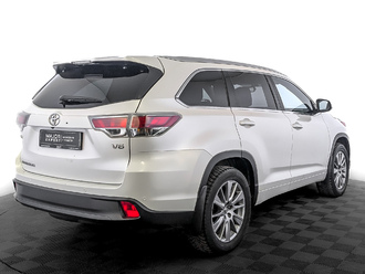 фото Toyota Highlander III 2015