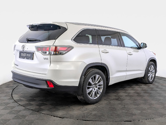 фото Toyota Highlander III 2015