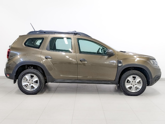 фото Renault Duster II 2021