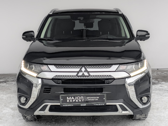 фото Mitsubishi Outlander III 2019