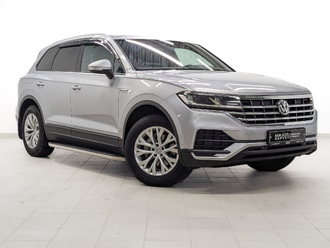 фото Volkswagen Touareg III 2019