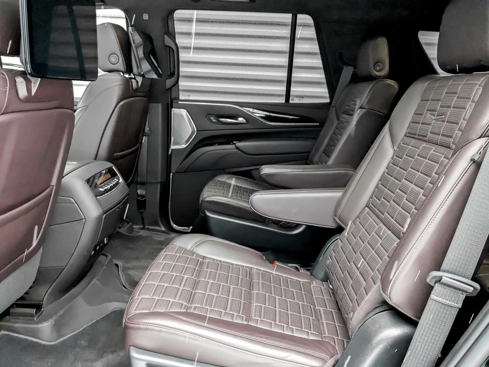 Cadillac Escalade с пробегом в автосалоне Форис Авто