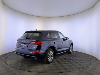 фото Audi Q5 (B9) 2017