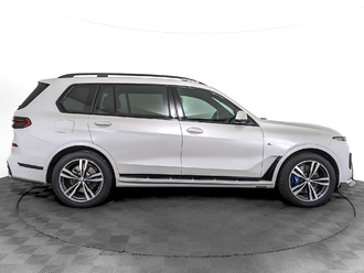 фото BMW X7 (G07) 2022
