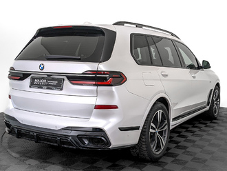 фото BMW X7 (G07) 2022