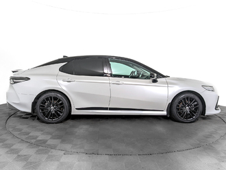фото Toyota Camry VIII 2022