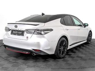фото Toyota Camry VIII 2022