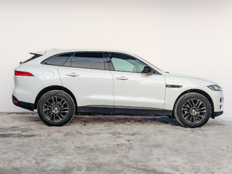 фото Jaguar F-Pace 2017