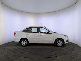 фото Lada Granta II 2023